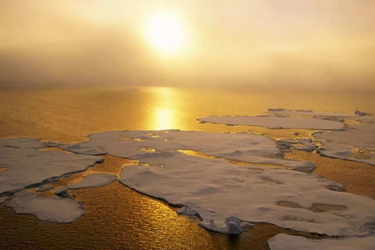 El ascenso de temperaturas afecta directamente a las aguas oceánicas.