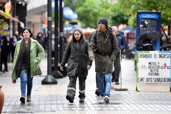 ¡A preparar los abrigos! Aunque se llegó a decir que Tucumán no iba a tener invierno, el frío ya llega
