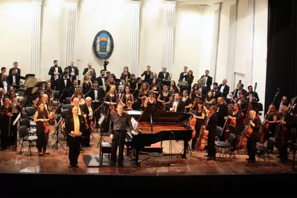 Tango y folclore suenan hoy con orquesta, solistas y coro