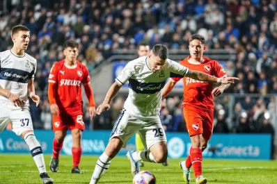Gimnasia, próximo rival de Atlético Tucumán, rescató un agónico empate ante Independiente