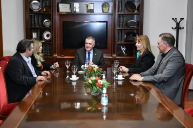 Osvaldo Jaldo recibió a los intendentes de Las Talitas y de Lules