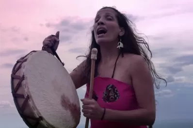 La música empieza en la puerta del Virla