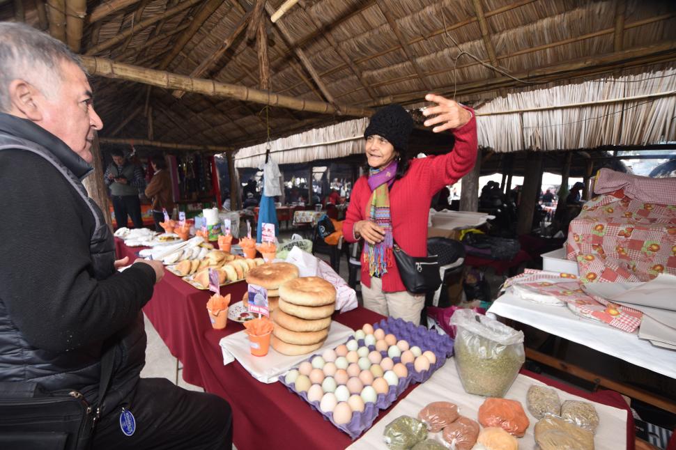 HUEVOS DE CAMPO. Productos orgánicos, bien cotizados. LA GACETA/FOTO DE OSVALDO RIPOLL 