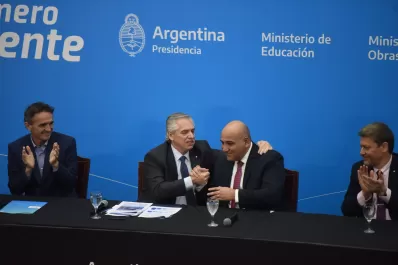 Alberto Fernández, en Tucumán: A diferencia de otros, pienso que hay que acercar la universidad a la gente