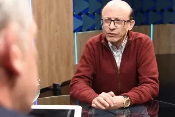 El dólar va a subir cerca de las PASO, afirmó Gustavo Wallberg