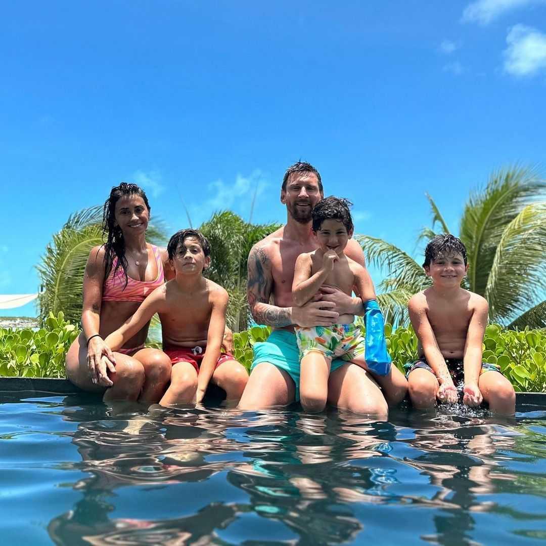 Antonela Roccuzzo compartió las fotos de sus vacaciones en el paraíso