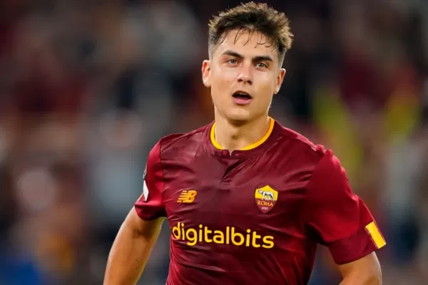 Doblete y ovación para Dybala en Roma