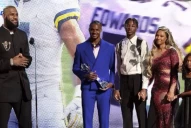 LeBron James confirmó que seguirá una temporada más en la NBA