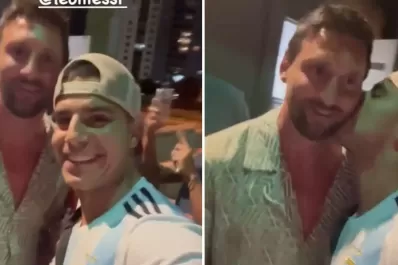 Habló el argentino que le dio el beso viral a Lionel Messi: Fue espontáneo