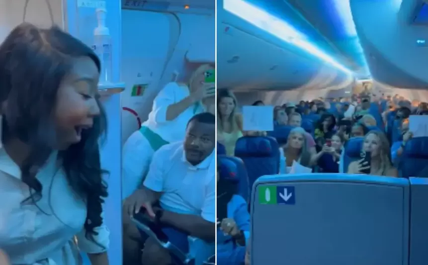 Le pidió casamiento a su novia en el avión