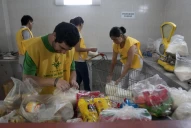 Más personas comen gracias al banco de alimentos