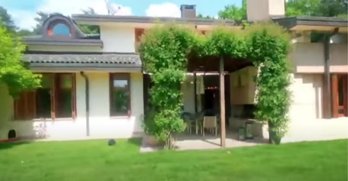 Enorme parquizado, habitaciones propias y un paisaje espectacular: así es la mansión de Oriana Sabatini y Paulo Dybala en Italia