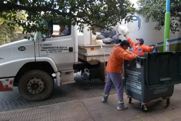 Concejales del PJ piden que Alfaro informe cuándo vence el contrato por la basura