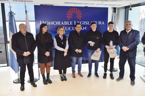 En la Legislatura, presentan el torneo de Pádel AJPP 3000 Aguilares