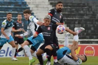 San Martín de Tucumán sufrió y rescató un empate en su visita a Almagro