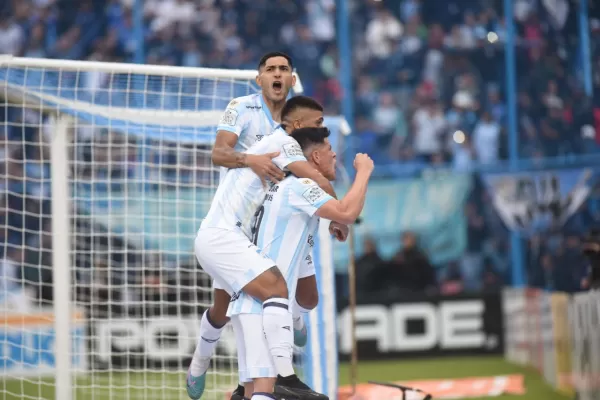 Atlético Tucumán le ganó un partido caliente a Independiente y estiró la buena racha