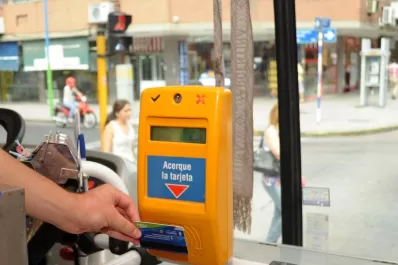 Nueva reunión por la suba del boleto de colectivos en Tucumán