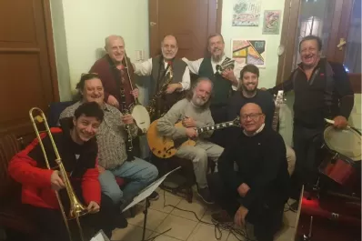 La Pequeña Jazz Band celebra 45 años con el dixieland clásico