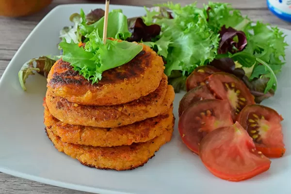 Anmat prohibió la venta de medallones veganos y la empresa denunció “persecución política”