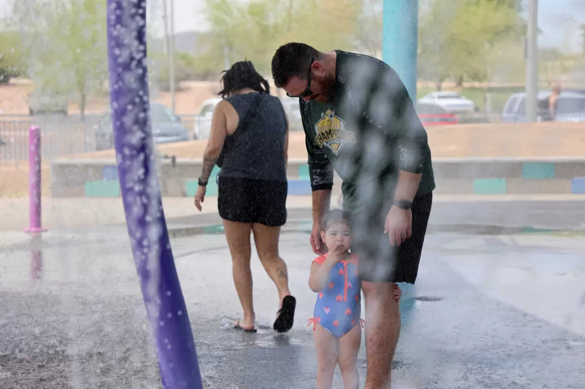 Estados Unidos padece una ola de calor de más de 100 grados Fahrenheit