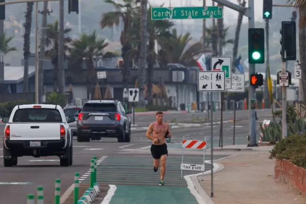 Lejos de la provincia, los tucumanos padecen la ola de calor anormal