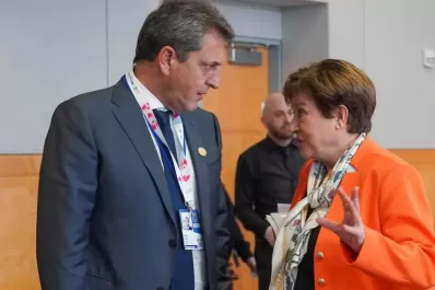 Advierten que el acuerdo con el FMI no es la solución total pero afronta la coyuntura