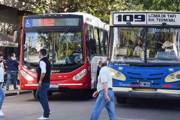 El Gobierno provincial anticipa subsidios a las empresas de ómnibus y UTA desiste del paro