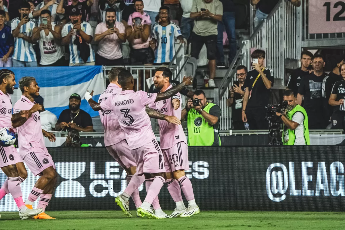 Con un doblete de Messi, Inter Miami venció a Orlando City y se clasificó a los octavos de final de la Leagues Cup