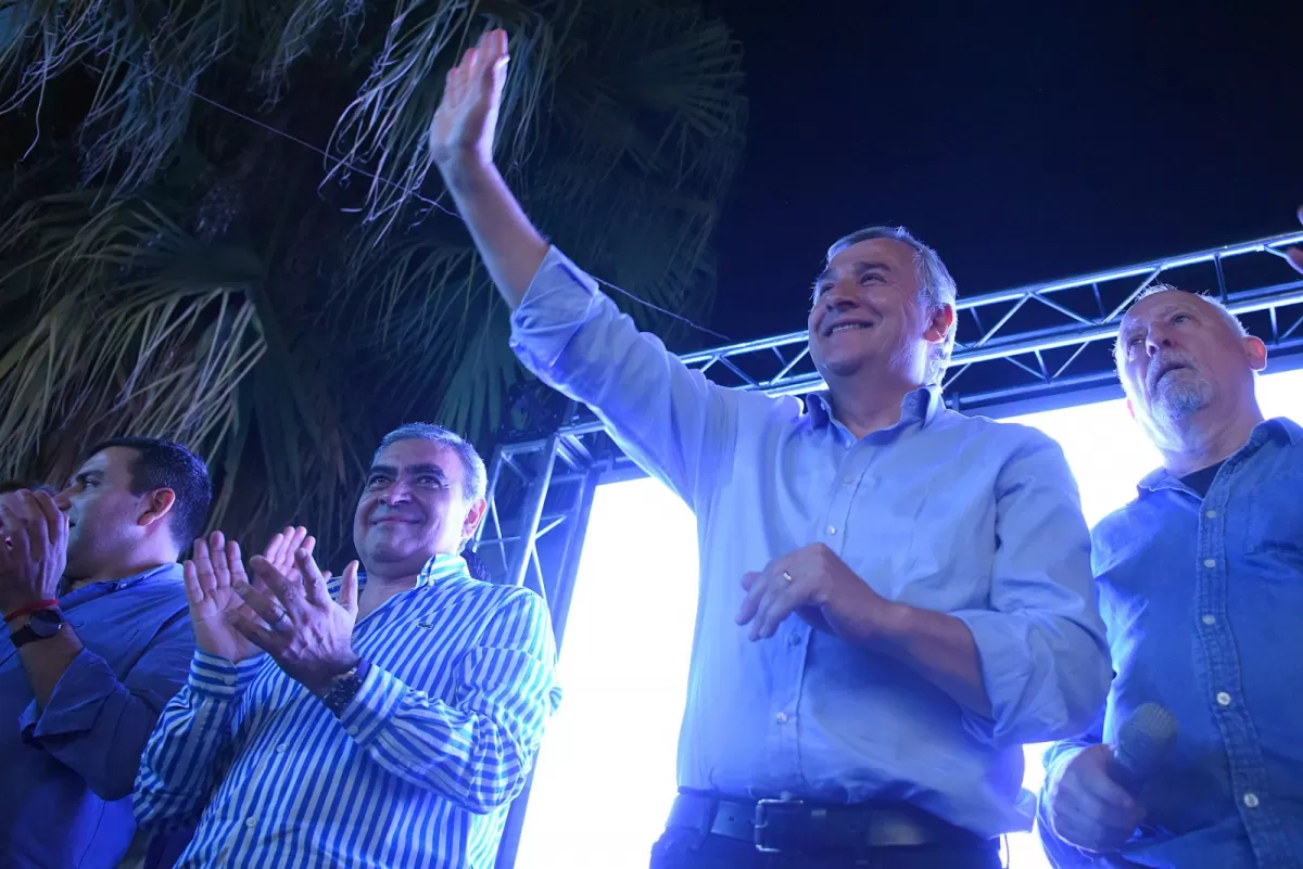 EN LA UCR. Germán Alfaro acompañó a Gerardo Morales en la sede radical. Foto de LA GACETA / Por Diego Aráoz