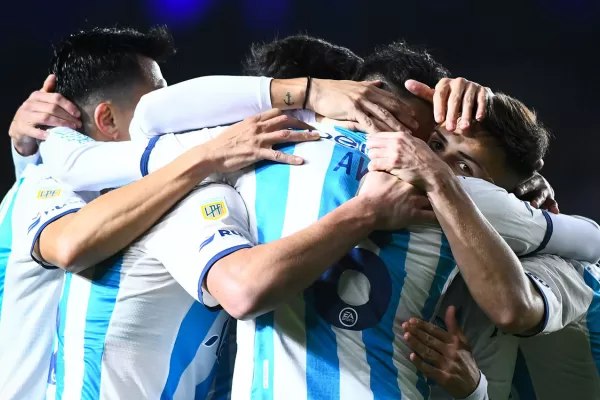 San Lorenzo-San Pablo y Atlético Nacional-Racing: hora y TV de otra noche de copas