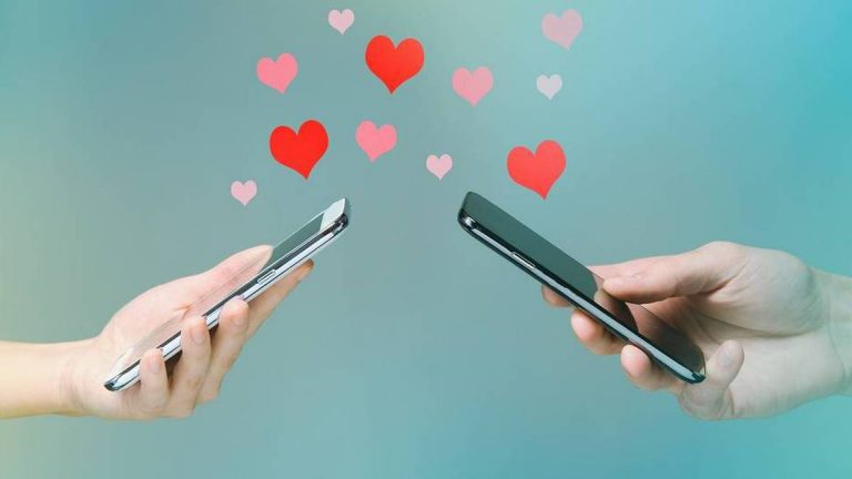 El romance virtual evolucionó a la búsqueda de “vínculos”: cómo cambiaron las apps de citas