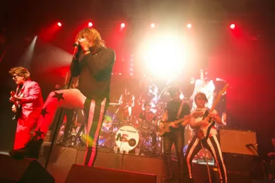 La recreación tucumana de los grandes éxitos de INXS