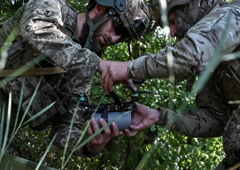 MÁS GASTOS. La guerra en Ucrania está dejando vacías las arcas rusas.  reuters