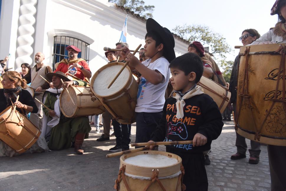 Retumbaron las emociones, la alegría y la identidad