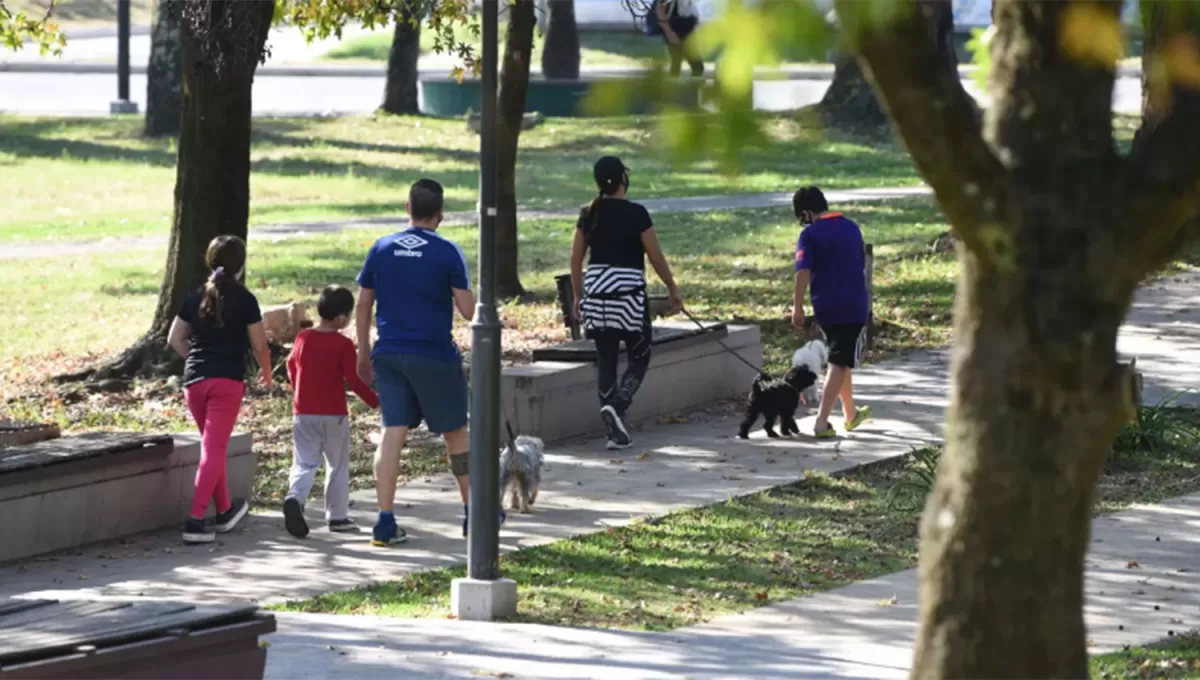 A PLENO. Para este domingo se espera una jornada muy soleada y cálida en toda la provincia.