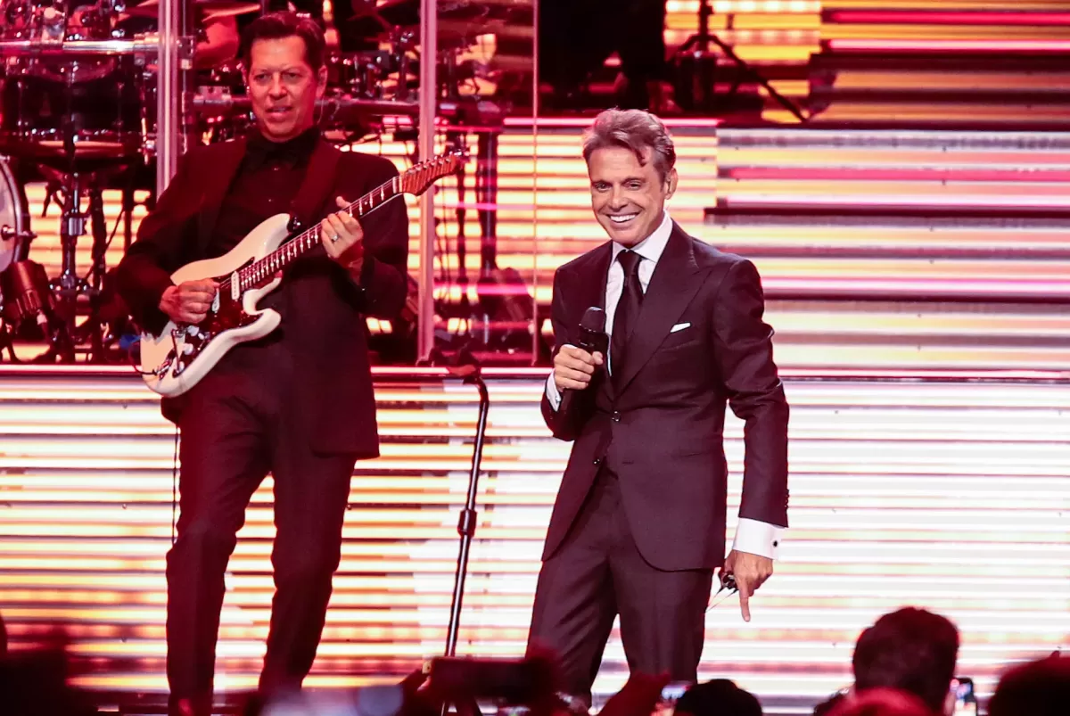 Luis Miguel durante uno de sus shows en el Movistar Arena