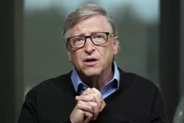 Bill Gates anticipa un riesgo global con la inteligencia artificial