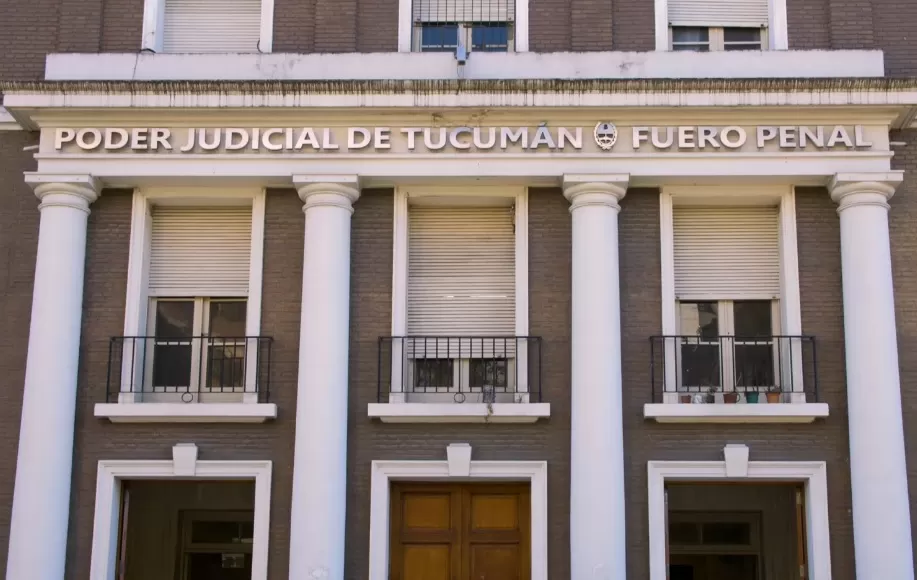 TRIBUNALES PENALES.