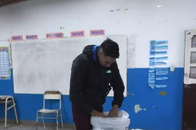 Por qué estas PASO tendrán boletas “largas” y “cortas” en el cuarto oscuro