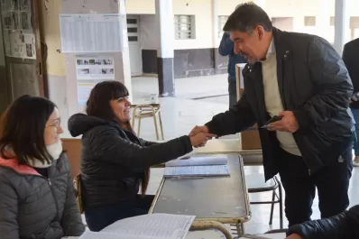 Miguel Acevedo, tras emitir su voto: “Todas las escuelas abrieron con normalidad”