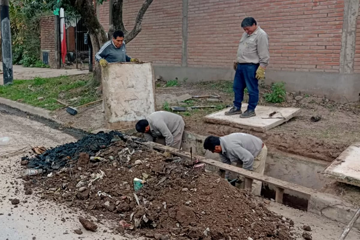 Mantenimiento de calles en barrios periféricos