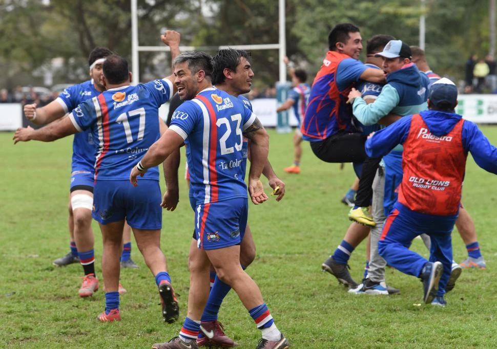 LOCURA SANTIAGUEÑA. Old Lions se ilusiona con ser campeón del Regional. La Gaceta / Foto de José Nuno