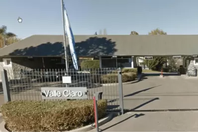 Cómo es el barrio privado donde vive Javier Milei en Buenos Aires: cuatro dormitorios, parque y piletas