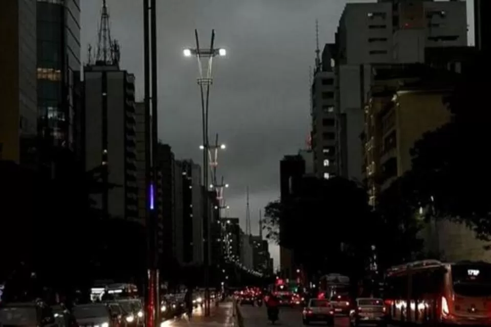 BRASIL. Varios estados se vieron afectados por el corte de electricidad.