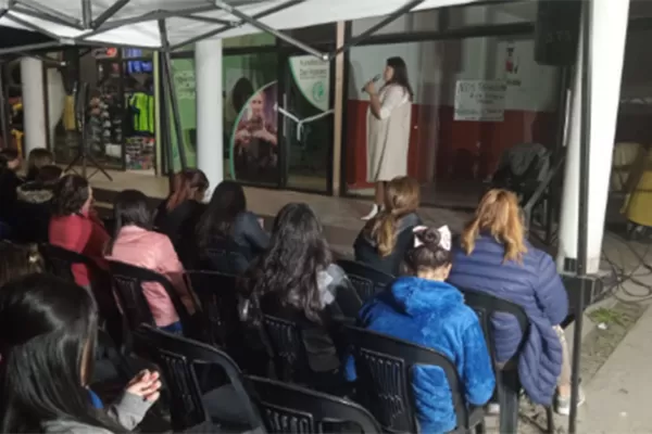 Jóvenes de Villa La Trinidad inician un curso de capacitación de oficios