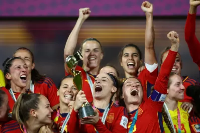 Mundial de fútbol femenino: España venció a Inglaterra y celebró su primer título