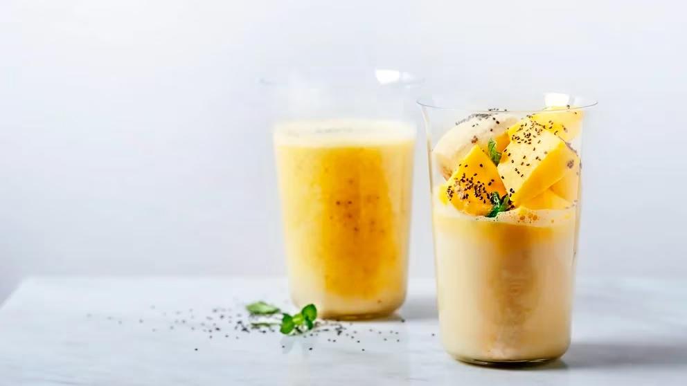 El mango y la banana helados son ideales para frenar el reflujo gástrico.