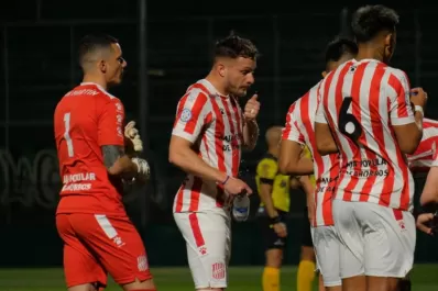 San Martín de Tucumán: el viento zonda fue el gran protagonista de la jornada