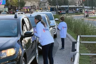 Recaudaban dinero para el trasplante de su hijo en Estados Unidos, pero la suba del dólar los obligó a volver a empezar