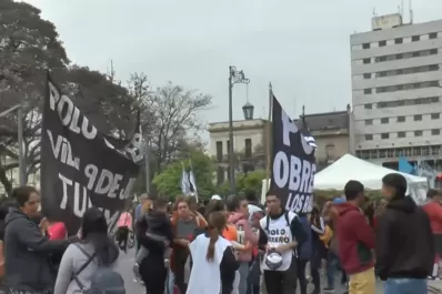 Vayan a laburar: el grito de una vecina como reacción a los manifestantes en el microcentro